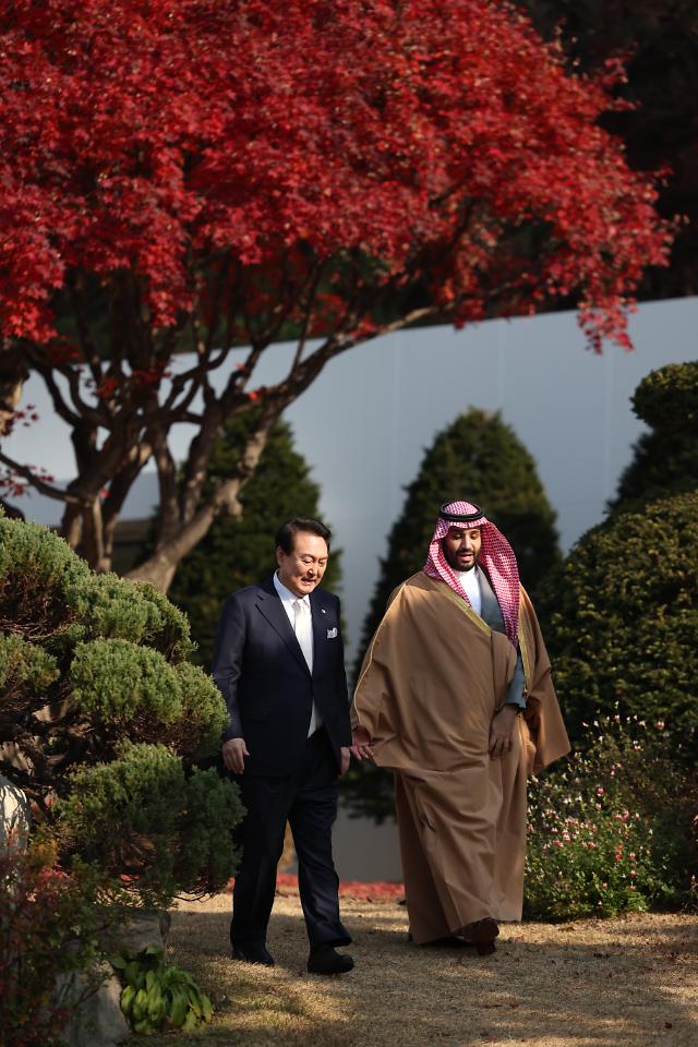 沙特王储穆罕默德拜时隔三年半来访 韩企喜提300亿美元大单