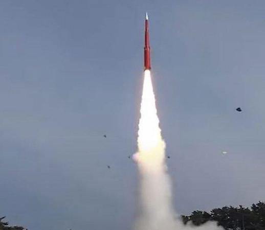 Hàn Quốc thử nghiệm thành công tên lửa đất đối không tầm xa L-SAM trong việc đánh chặn tên lửa mục tiêu