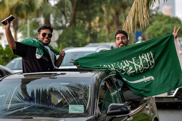 ​[카타르 월드컵] 루사일 기적 국경일로 지정한 사우디 국왕