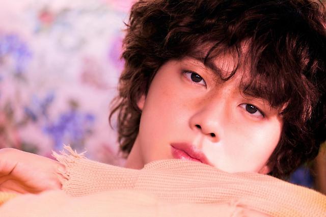 BTS Jin urges fans to avoid flocking for farewell gathering near army boot camp 