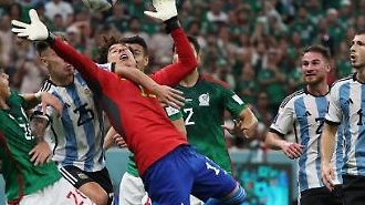 [카타르 월드컵] 벼랑 끝 아르헨-멕시코, 전반 0대0 종료  