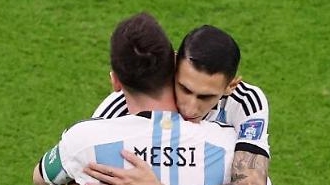 [카타르 월드컵] 아르헨티나, 멕시코 2대0 승리… 메시 '결승골'