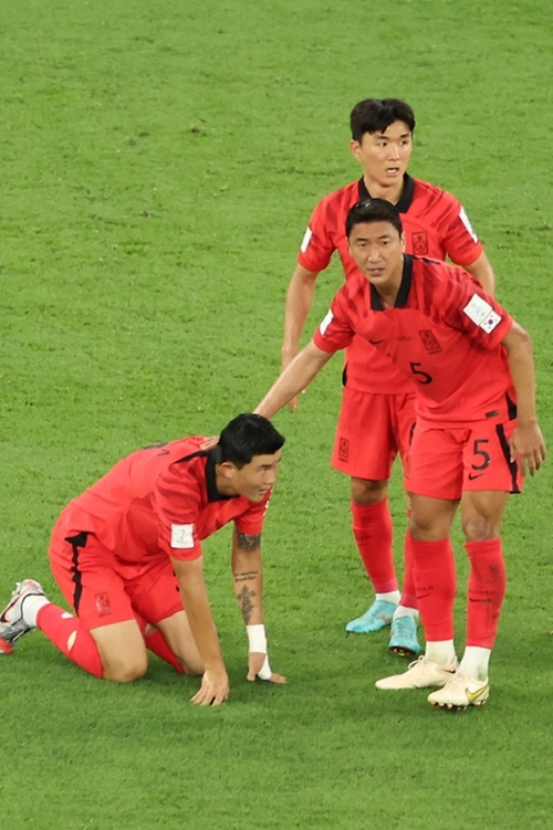 [슬라이드 뉴스｜카타르 월드컵] 잘싸웠는데...아쉬움 가득한 한국 대표팀
