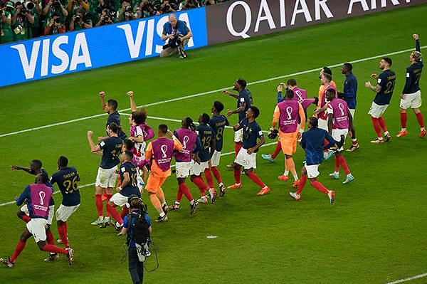 [카타르 월드컵] 프랑스, 16강서 만난 폴란드에 3-1 승리…가까워진 2연패