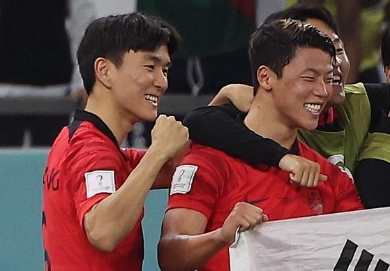 [카타르 월드컵] 외신, 韓 축구 새 얼굴 주목…졌지만 이강인·백승호 등 부상