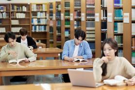 Học phí đại học nhiều trường tại Hàn Quốc tiếp tục được "đóng băng"…Gánh nặng tài chính bị đẩy sang cho du học sinh nước ngoài và bậc sau đại học
