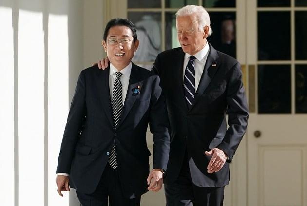 미일 정상, 대중국 억지력 강화 합의···일본 반격능력 강화 지지