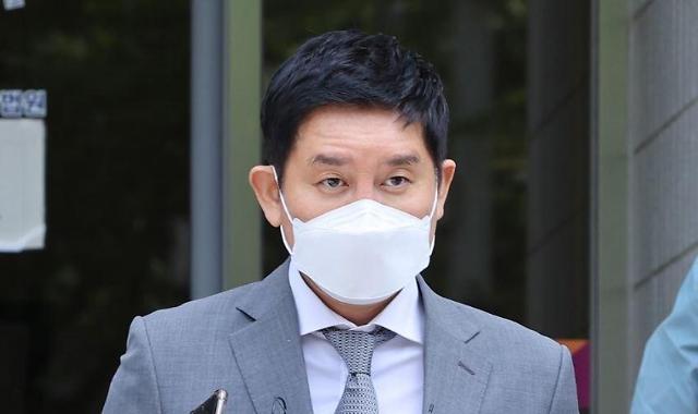 검찰, 라임 주범 김봉현에 징역 40년 구형...774억 추징 요청
