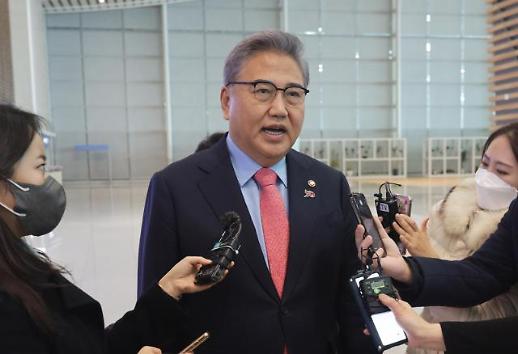 韩外长启程访美：将同美方共商发展大计