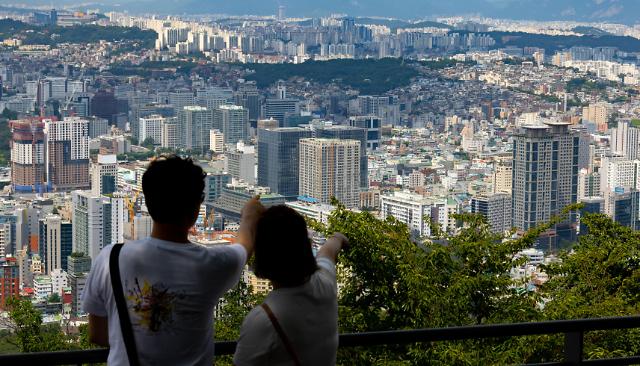 IMF, 韓 성장률만 1.7%로 낮춰…美·中·日 줄줄이 올라 