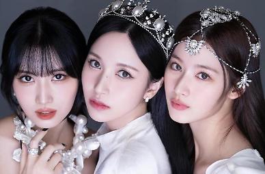 Girl band TWICEs unit MiSaMo to release first Japanese album 