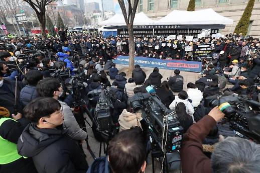 调查：六成市民反对在首尔市厅前设梨泰院焚香所