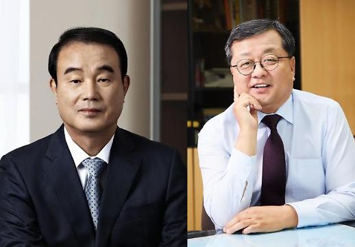 [단독] 동서식품 대표 10년 만에 바뀐다...카누맨 김광수 부사장 등판
