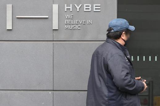 HYBE推荐7人担任SM新高层 内讧升级李秀满妻侄曝其逃税嫌疑