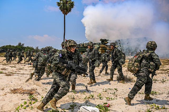 韩美13日起启动“自由护盾”联合军演 或引发朝鲜高强度挑衅