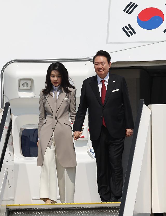 尹錫悦大統領、日本へ到着…午後に韓日首脳会談開催
