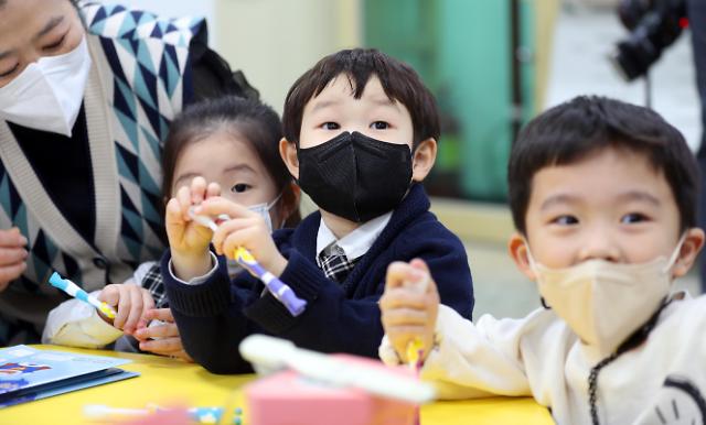韩国幼儿园防疫规定大幅放宽 儿童确诊病例整体占比下降