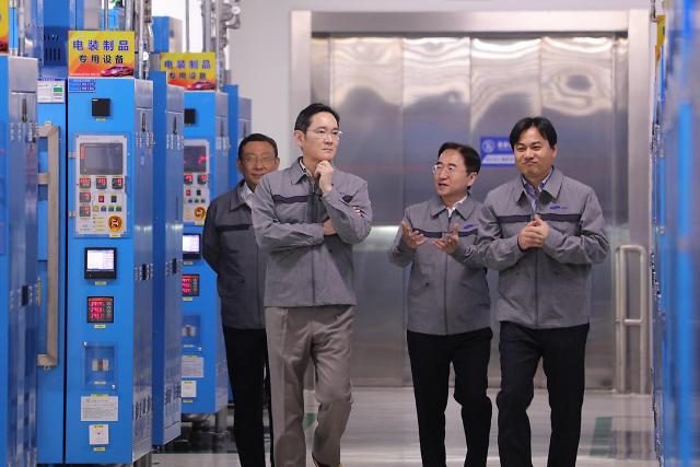 [포토] 이재용 회장, 중국 톈진 삼성전기 사업장 방문