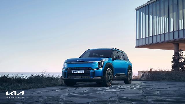 起亜、大型電気SUV「EV9」を世界初公開