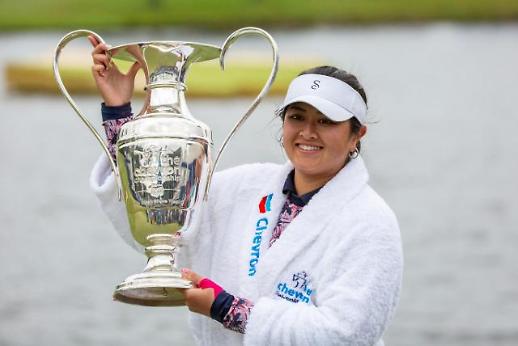 ​연장서 인 꺾고 LPGA 투어 메이저 우승한 부