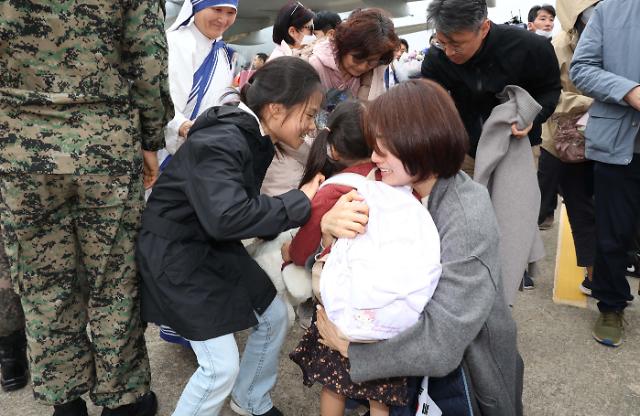 28 S. Koreans safely return home from Sudan through military aircraft 