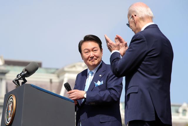 Yoon and Biden affirm strong commitment to defense of people and territories of S. Korea and US