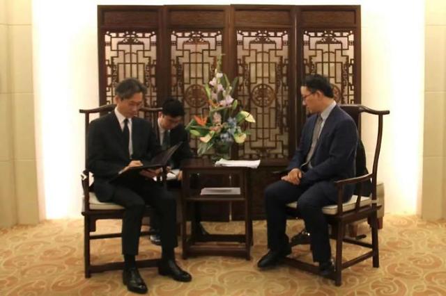 中国外交部向韩国驻华使馆公使提出严肃交涉 