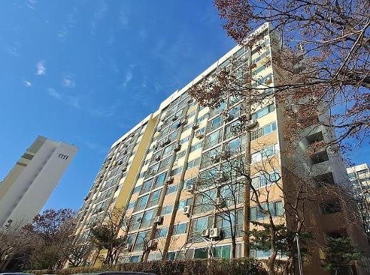 ​[​갈림길 선 서울 집값]강남은 갈아타기, 강북은 2030 영끌…버틴자의 승리, 급매장은 끝났다