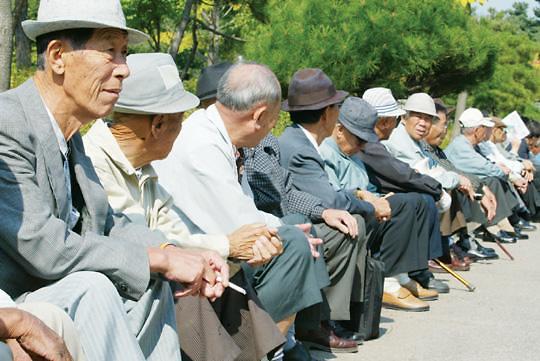 出生率低迷，老龄化严重 韩2050年GDP或下降28.3%