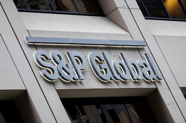 FILE PHOTO: The S&P Global logo is displayed on its offices in the financial district in New York City, U.S., December 13, 2018. REUTERS/Brendan McDermid/File Photo/2023-03-24 19:12:33/
<저작권자 ⓒ 1980-2023 ㈜연합뉴스. 무단 전재 재배포 금지.>