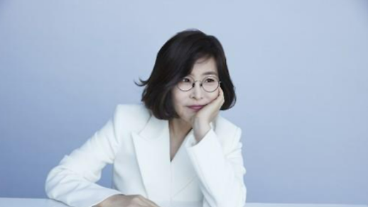 경찰, 회사자금 횡령 의혹 가수 이선희 소환조사