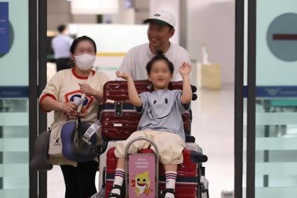 한국 관광객들 일주일 만에 괌옥(Guam獄) 탈출