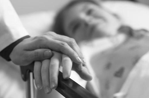 위암 제치고 폐암이 1위...암 발생률 해마다 줄어 