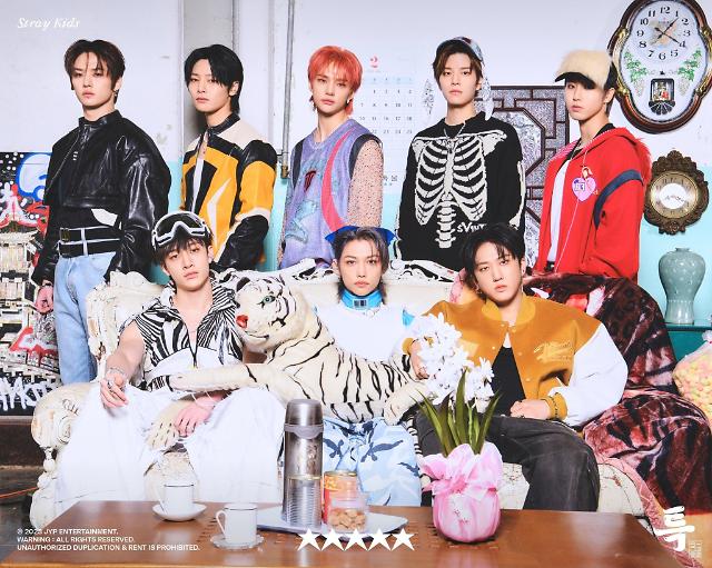Stray Kids tops Billboards top 200 popular albums chart for third time