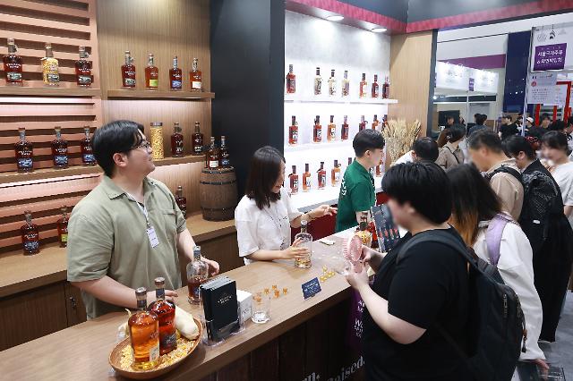 Whisky continues to attract young S. Korean consumers thanks to DIY cocktail culture: data