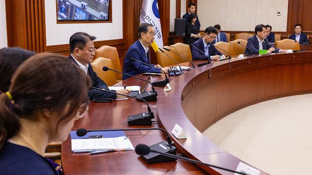 한덕수 국무총리가 12일 오후 서울 종로구 정부서울청사에서 열린 국정 현안 장관회의에 참석해 발언하고 있다 사진연합뉴스