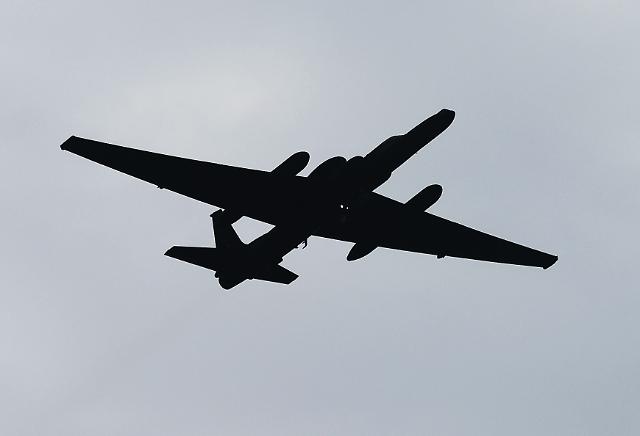 지난 11일 오전 경기도 평택시 주한미공군 오산기지에서 U-2S 고공정찰기가 이륙하고 있다 사진연합뉴스