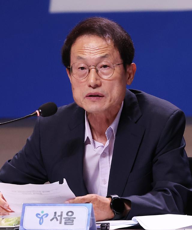 인사말 하는 조희연
    수원연합뉴스 홍기원 기자  20일 오후 경기도 수원시 영통구 수원컨벤션센터에서 열린 제91회 전국시도교육감협의회 총회에서 조희연 전국시도교육감협의회 회장이 인사말을 하고 있다 2023720
    xanaduynacokr2023-07-20 160900
저작권자 ⓒ 1980-2023 ㈜연합뉴스 무단 전재 재배포 금지저작권자 ⓒ 1980-2023 ㈜연합뉴스 무단 전재 재배포 금지