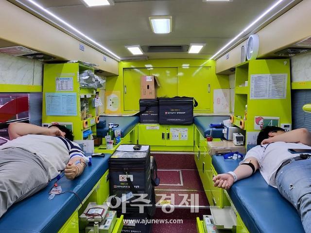 공사 직원들이 헌혈하고 있다 사진평택도시공사