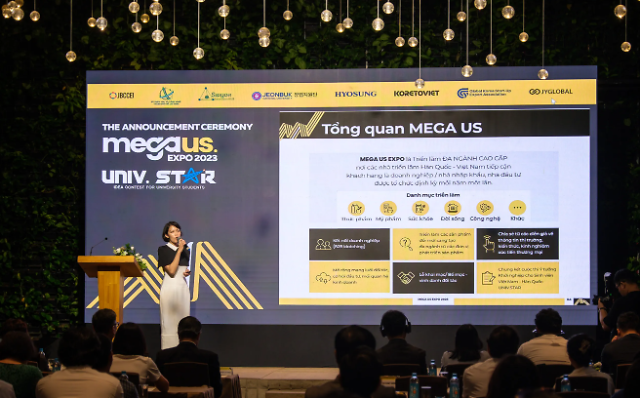 Bà Phạm Thị Minh Thùy Trưởng phòng Marketing KORETOVIET giới thiệu về Triển lãm đa ngành cao cấp Hàn Việt MEGA US EXPO 2023 ẢnhMega Us Expo
