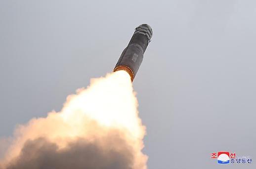 朝鲜深夜向东部海域发射2枚短程弹道导弹