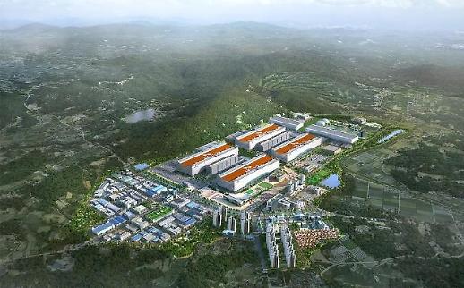 [세계를 뛰어넘을 K-반도체 전략] ④반도체 국가대항전에 美·中 100조 인센티브···한국 입지 흔든다