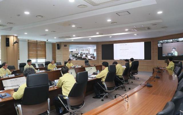 한국남동발전이 8월 2일 발전설비 긴급점검회의를 하고 있다사진한국남동발전