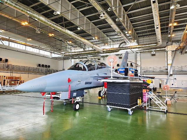 폴란드 민스크 공군기지에서 납품 준비 중인 FA-50GF 1호기 사진KAI