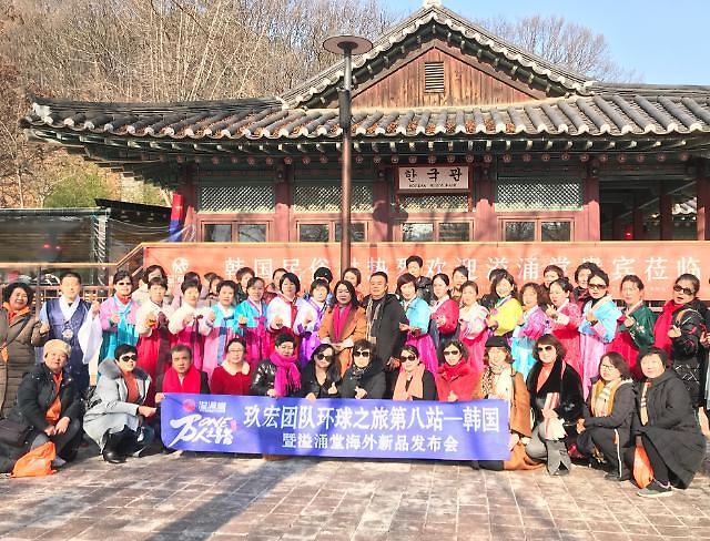 한국을 방문한 중국인 단체 관광객 사진아주경제DB