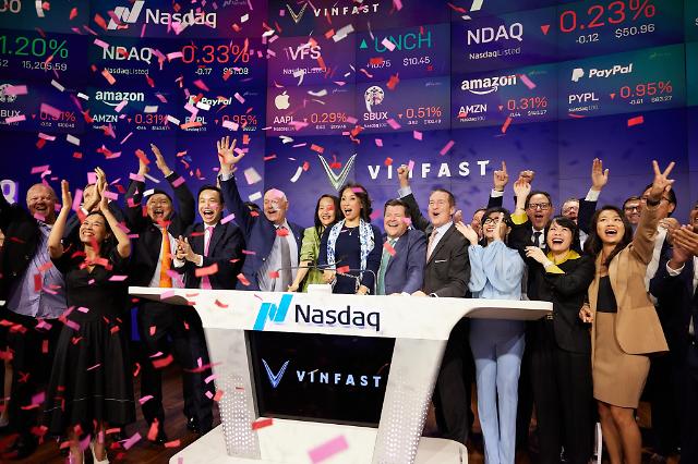 Đại diện VinFast tại Lễ niêm yết cổ phiếu của VinFast trên Sàn giao dịch chứng khoán Nasdaq ẢnhVinFast