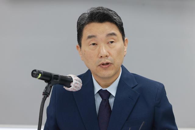 이주호 사회부총리 겸 교육부 장관이 24일 오후 서울 영등포구 한국노총에서 열린 교육부-교사노조 교사 교육활동 보호를 위한 간담회에 참석해 모두발언 하고 있다 20230724사진유대길 기자 dbeorlf123ajunewscom
