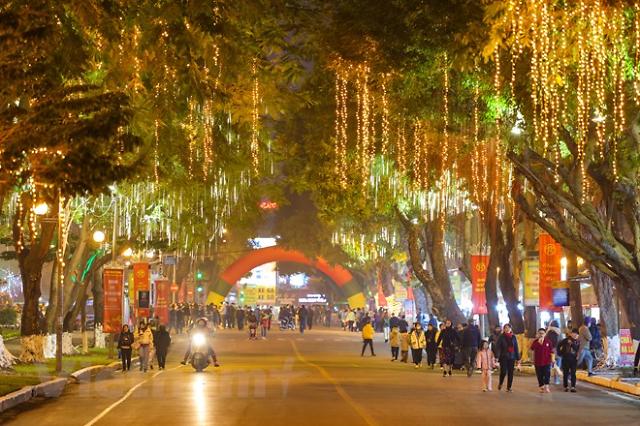 한-베 음식문화축제가 개최될 하노이 쩐년똥 도보거리 사진베트남통신사