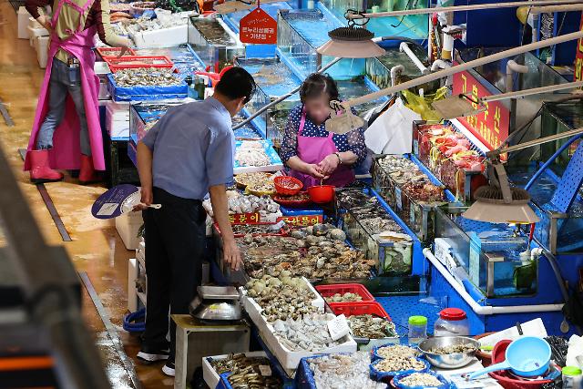福岛核事故后韩国进口日本鱼贝类锐减67%