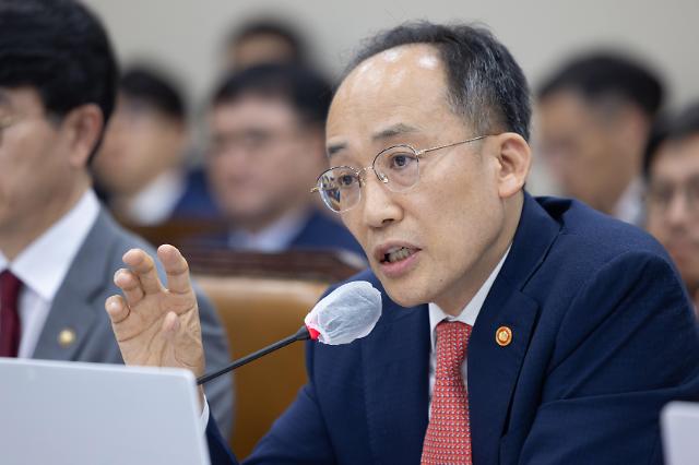 秋慶鎬副首相「韓国経済、回復の入り口…第4四半期中に輸出はプラス転換」